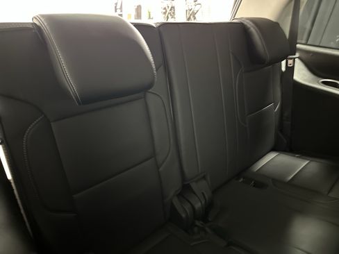 Used 2020 GMC Yukon Denali w/ Open Road Package AWD/4WD image 32