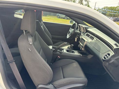 Used 2015 Chevrolet Camaro LT w/ RS Package RWD image 15