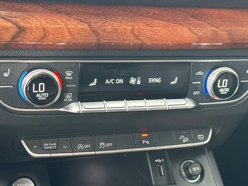 Used 2021 Audi Q5 Premium Plus w/ Premium Plus Package image 26