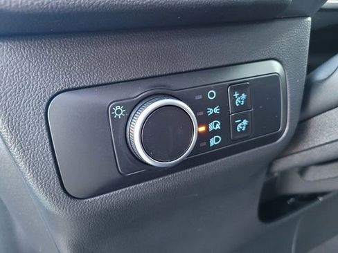 Used 2025 Ford Escape Active image 17