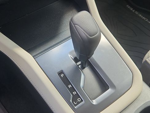 Certified 2025 Subaru Forester AWD/4WD image 14