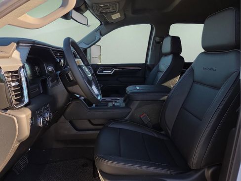 New 2026 GMC Sierra 3500 Denali AWD/4WD image 15