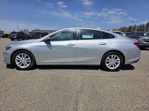 Used 2018 Chevrolet Malibu LT FWD image 5