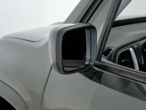 Used 2019 Jeep Renegade Latitude image 34