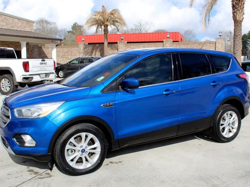 Used 2017 Ford Escape SE image 25