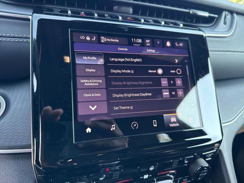 New 2025 Jeep Grand Cherokee L Laredo w/ Luxury Tech Group I image 25