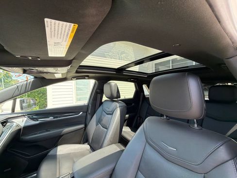 Used 2025 Cadillac XT5 Premium Luxury AWD/4WD image 34