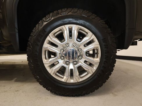 Used 2022 GMC Sierra 3500 Denali AWD/4WD image 21