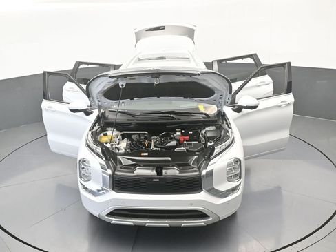 Used 2022 Mitsubishi Outlander SEL image 83