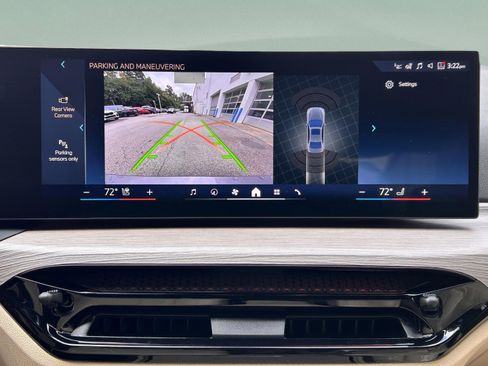 Used 2026 BMW 330i Sedan w/ Premium Package image 20