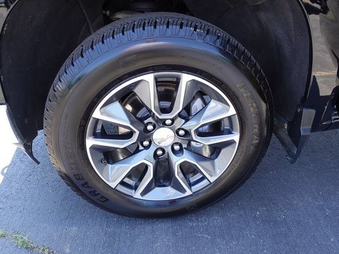 Used 2024 Chevrolet Silverado 1500 LT AWD/4WD image 53