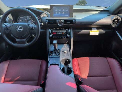 Certified 2025 Lexus IS 350 F Sport RWD image 27