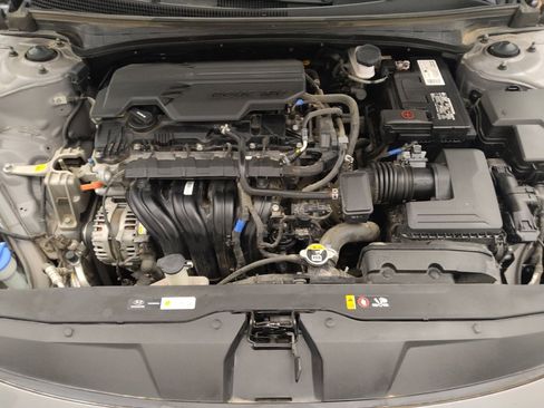 Used 2023 Hyundai Elantra Limited w/ Cargo Package FWD image 30