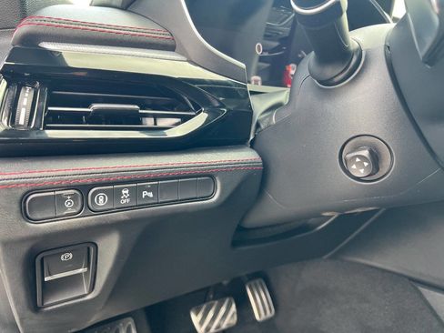 Used 2024 Acura MDX A-Spec image 9