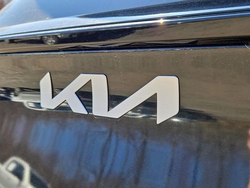 Used 2023 Kia Sportage EX AWD/4WD image 30