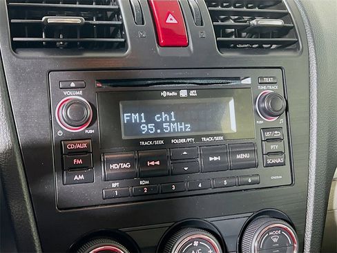 Used 2014 Subaru Forester 2.5i Limited image 14