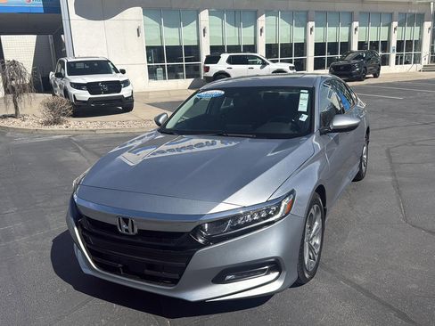 Certified 2019 Honda Accord EX-L image 3