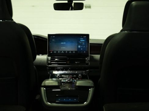 Used 2023 Lincoln Navigator Reserve AWD/4WD image 45