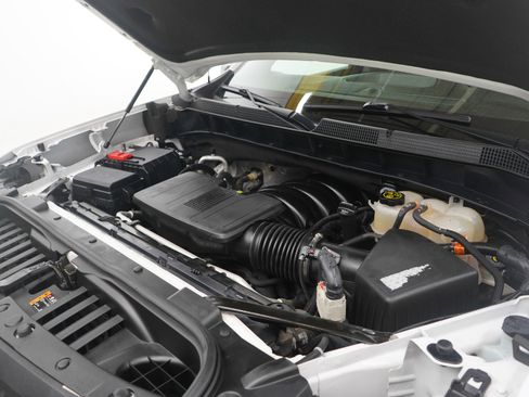 Used 2019 Chevrolet Silverado 1500 LT w/ All-Star Edition image 32