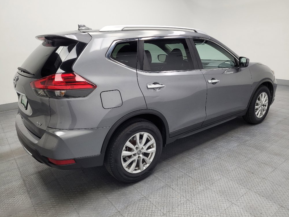 Used 2017 Nissan Rogue SV FWD image 10