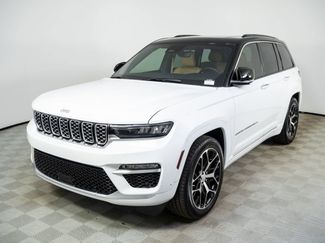 Used 2025 Jeep Grand Cherokee Summit video 1
