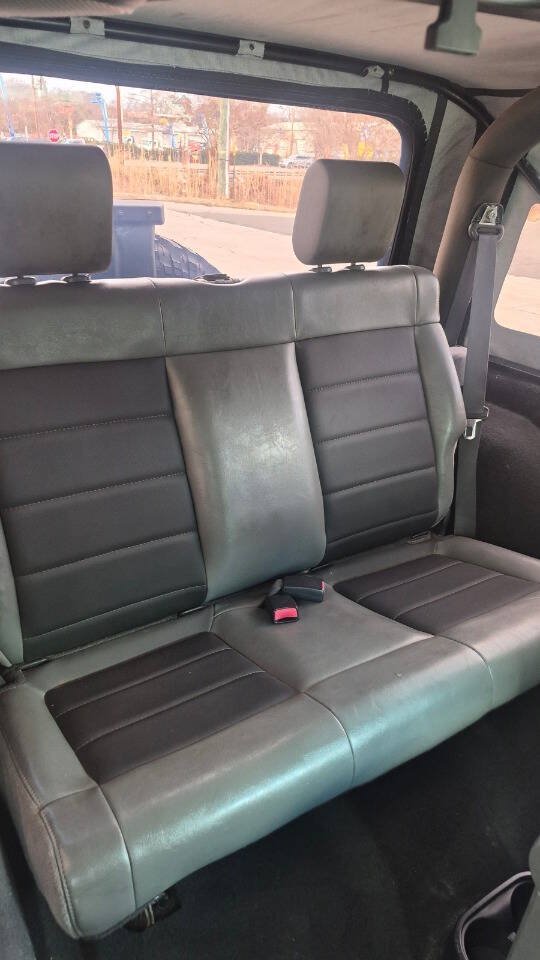 Used 2009 Jeep Wrangler X w/ Black Appearance Group AWD/4WD image 45