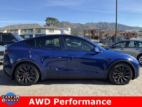 Used 2020 Tesla Model Y Performance image 3