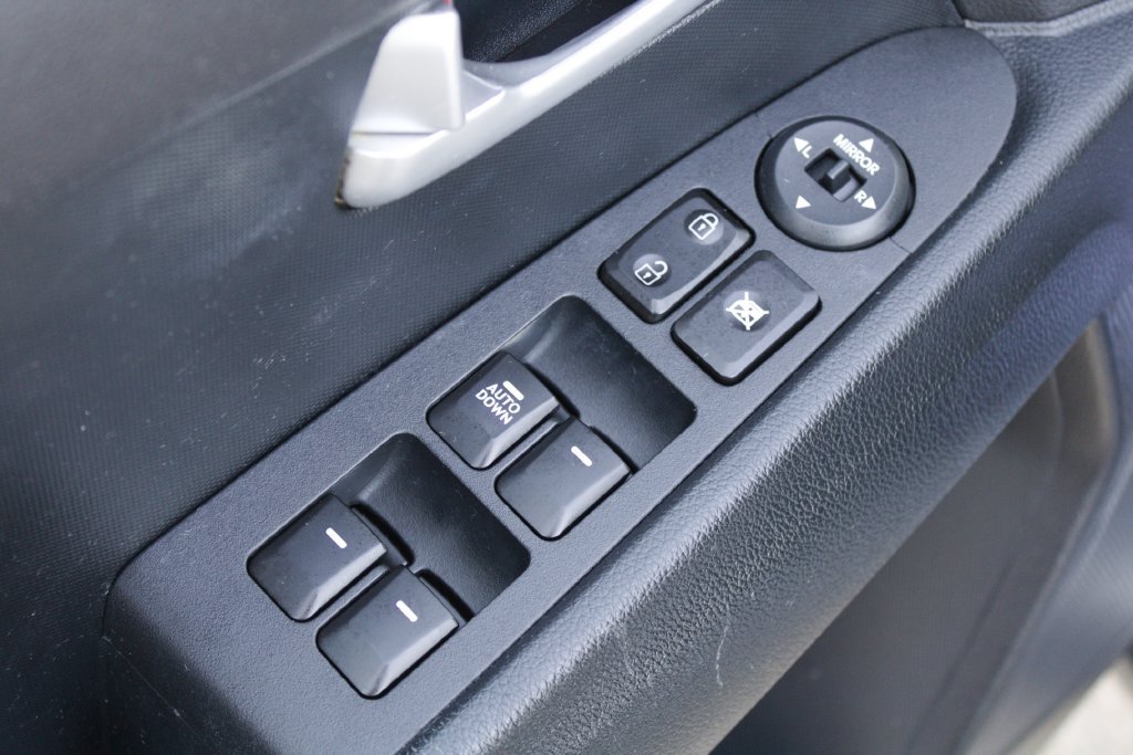 Used 2016 Kia Sportage LX AWD/4WD image 12