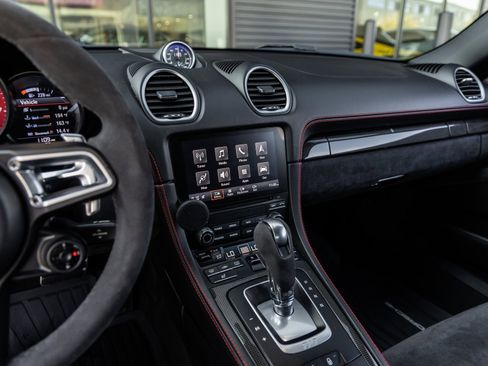 Certified 2019 Porsche 718 Boxster GTS image 33