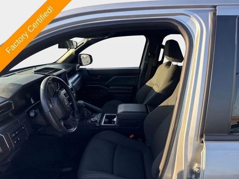 Used 2025 Toyota 4Runner SR5 image 9