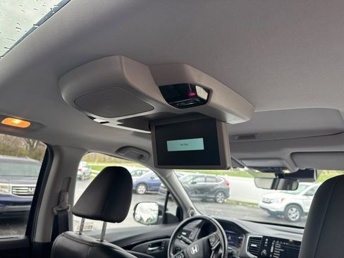 Used 2019 Honda Pilot Elite image 14