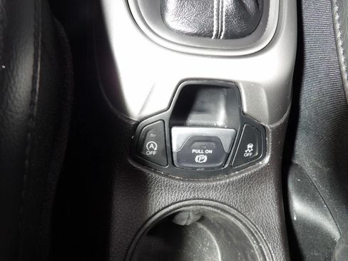 Used 2021 Jeep Compass Latitude AWD/4WD image 11