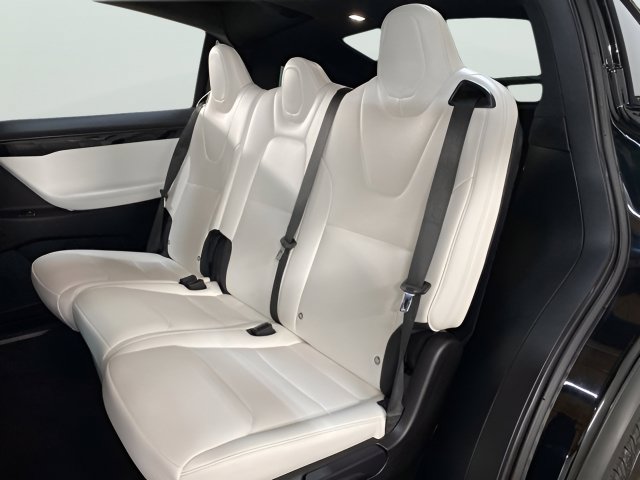Used 2018 Tesla Model X 75D AWD/4WD image 37
