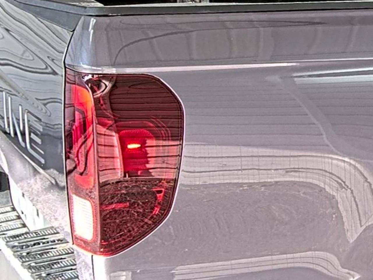 Used 2025 Honda Ridgeline RTL image 8
