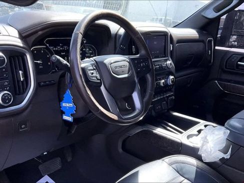 Used 2023 GMC Sierra 2500 Denali w/ Denali Ultimate Package AWD/4WD image 12