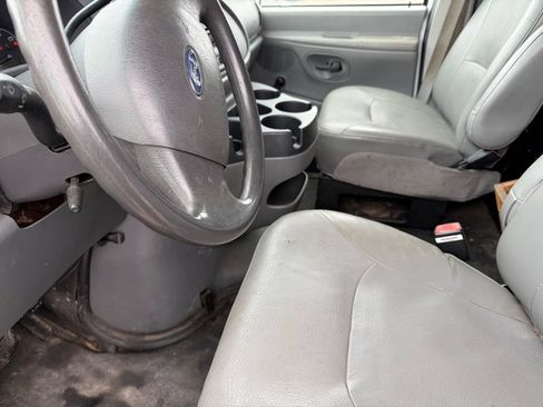 Used 2007 Ford E-250 and Econoline 250 image 9