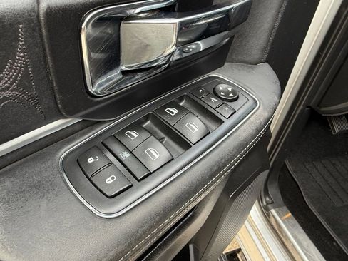 Used 2016 RAM 3500 Laramie Longhorn AWD/4WD image 23