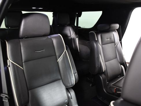 Used 2021 Cadillac Escalade Sport w/ Driver Assist Tech Package AWD/4WD image 23