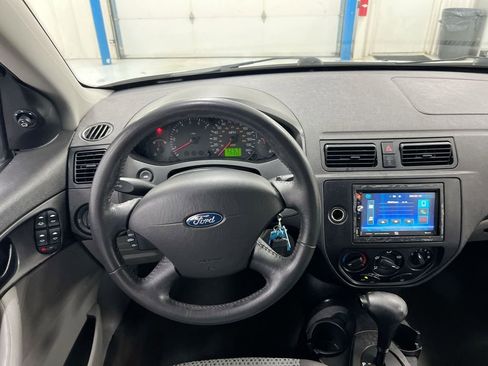 Used 2007 Ford Focus S image 11