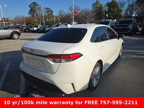 Used 2023 Toyota Corolla LE image 5