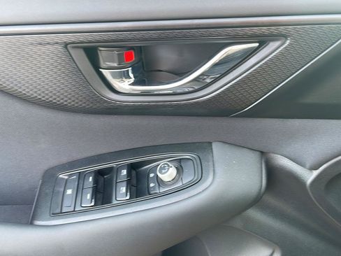 Used 2025 Subaru Legacy Premium AWD/4WD image 12