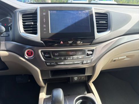 Used 2016 Honda Pilot EX image 6