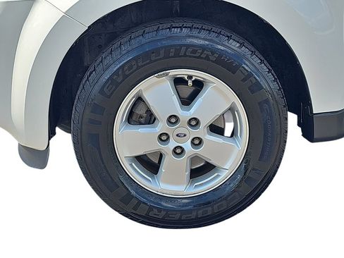 Used 2012 Ford Escape XLS FWD image 29