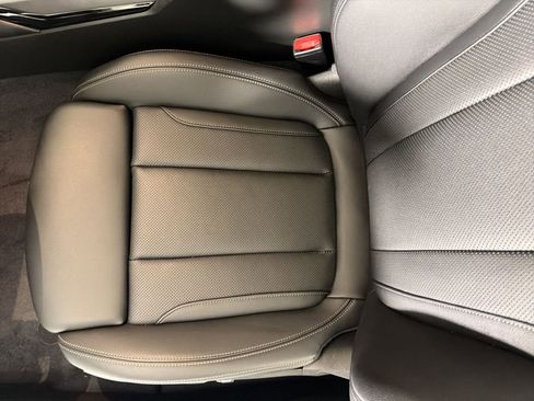 Certified 2024 BMW 230i Coupe w/ Convenience Package RWD image 21