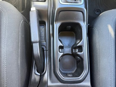 Used 2020 Jeep Wrangler Sport image 24