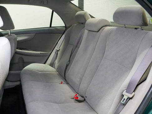 Used 2010 Toyota Corolla LE FWD image 19