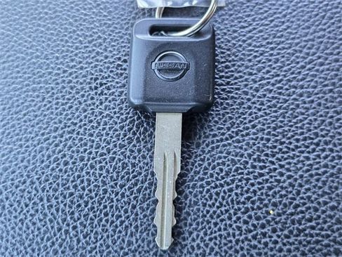 Used 2021 Nissan Titan PRO-4X w/ Pro-4x Utility Package image 40