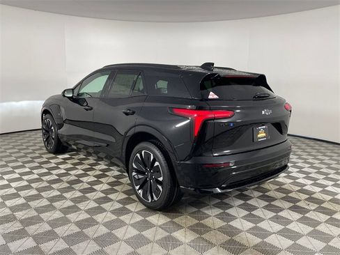 New 2026 Chevrolet Blazer EV RS image 17