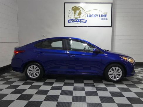 Used 2019 Hyundai Accent SE FWD image 6