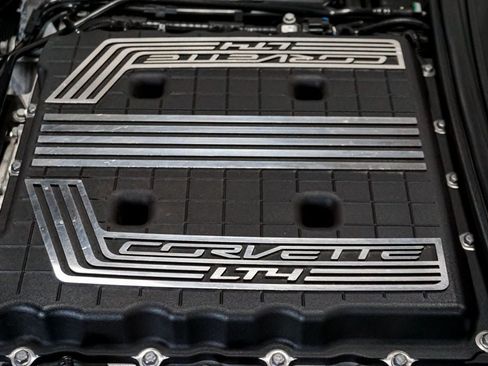Used 2018 Chevrolet Corvette Z06 RWD image 62